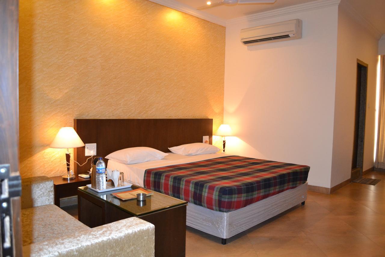 Hotel Ashish International Bhilai Kamer foto